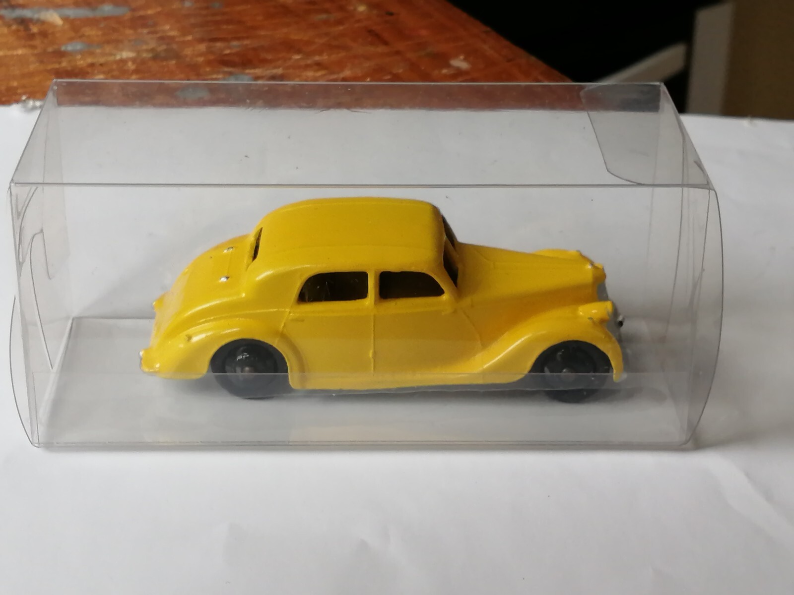 CLEAR ACETATE DISPLAY BOX            Size 18 x 9 x9 cm
