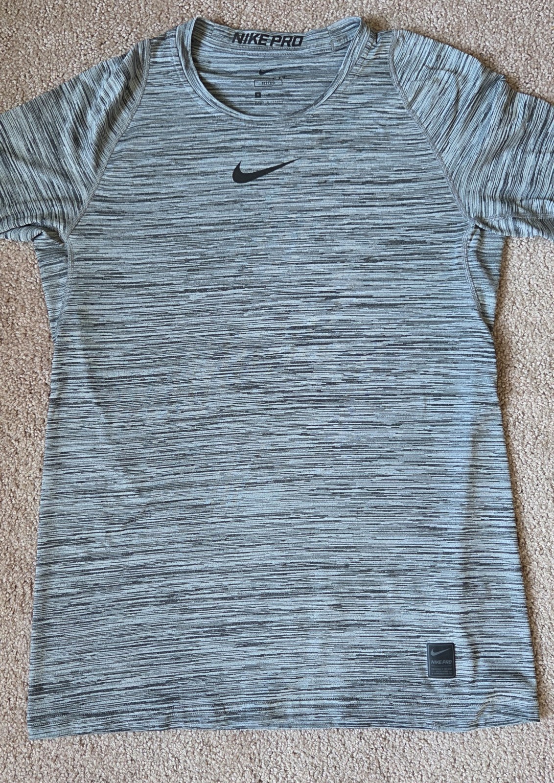 Nike Men's Pro Dri-Fit Performance grey Fitted Tee, size medium gallery