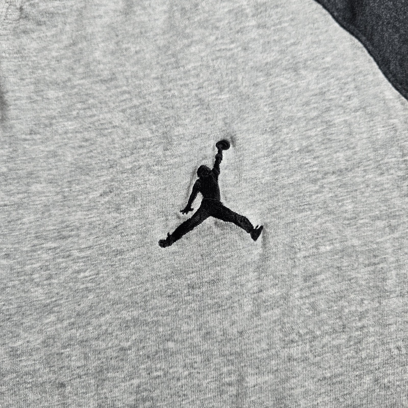 Jordan Retro Long Sleeve T-shirt Mens 3XL Gray 3 Button Jumpman Logo Tee 632084 gallery