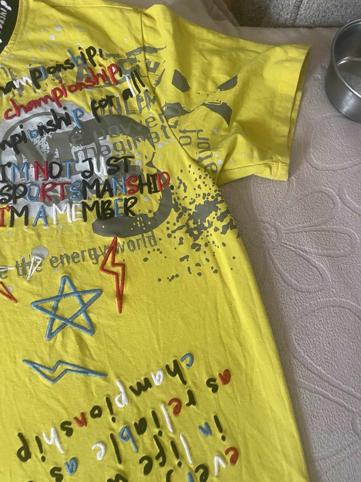 Smoke Rise Men Size M Embroidered New York Graffiti Tee shirt gallery