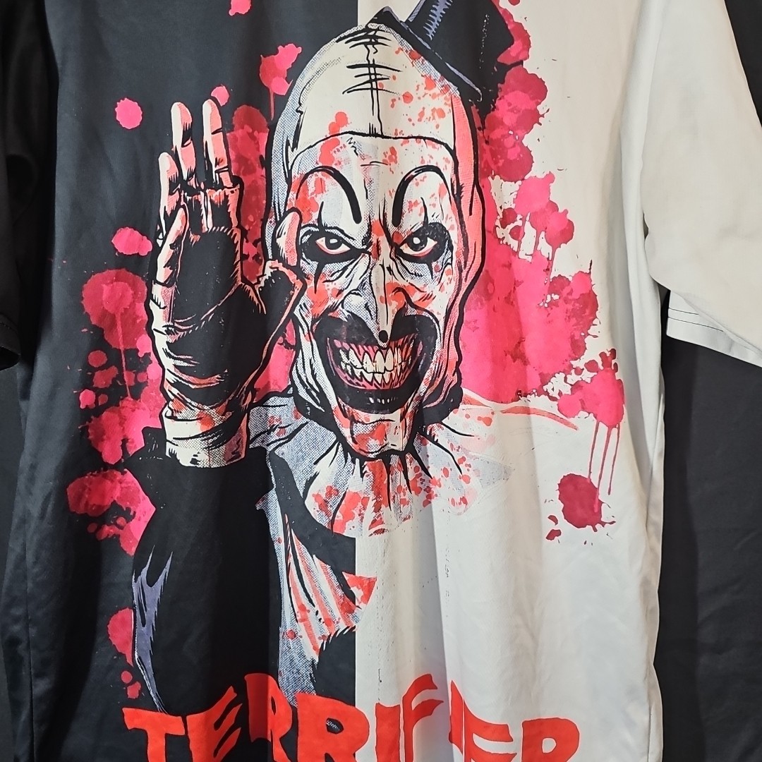 Terrifier 2 Tone Shirt Black/white Size Unknown READ Disc gallery