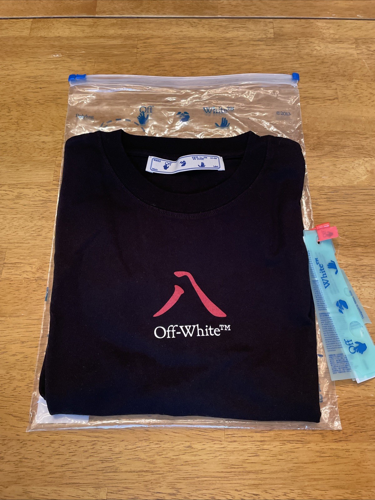 Off-White Chinese New Year S/S Slim Black Red Tee Men’s Med NWT *$610.00* COA