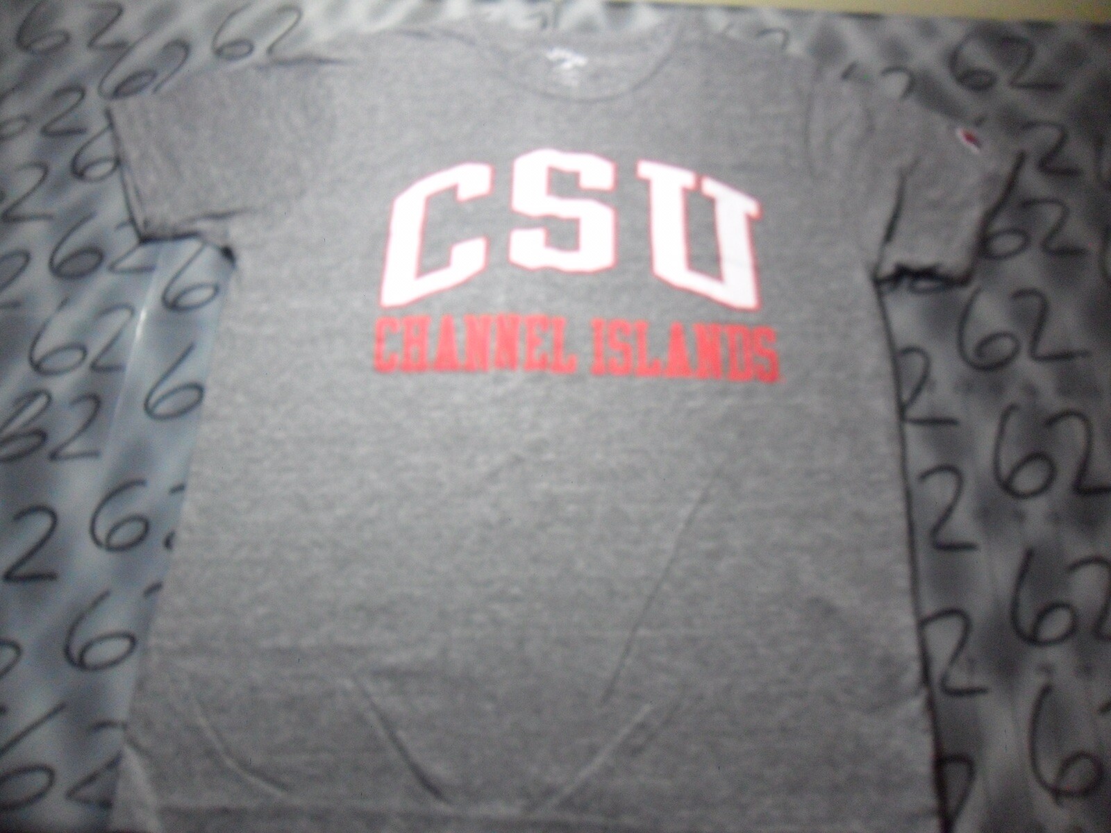 Large CSU Channel Islands See Measurements In Description T Shirt gallery