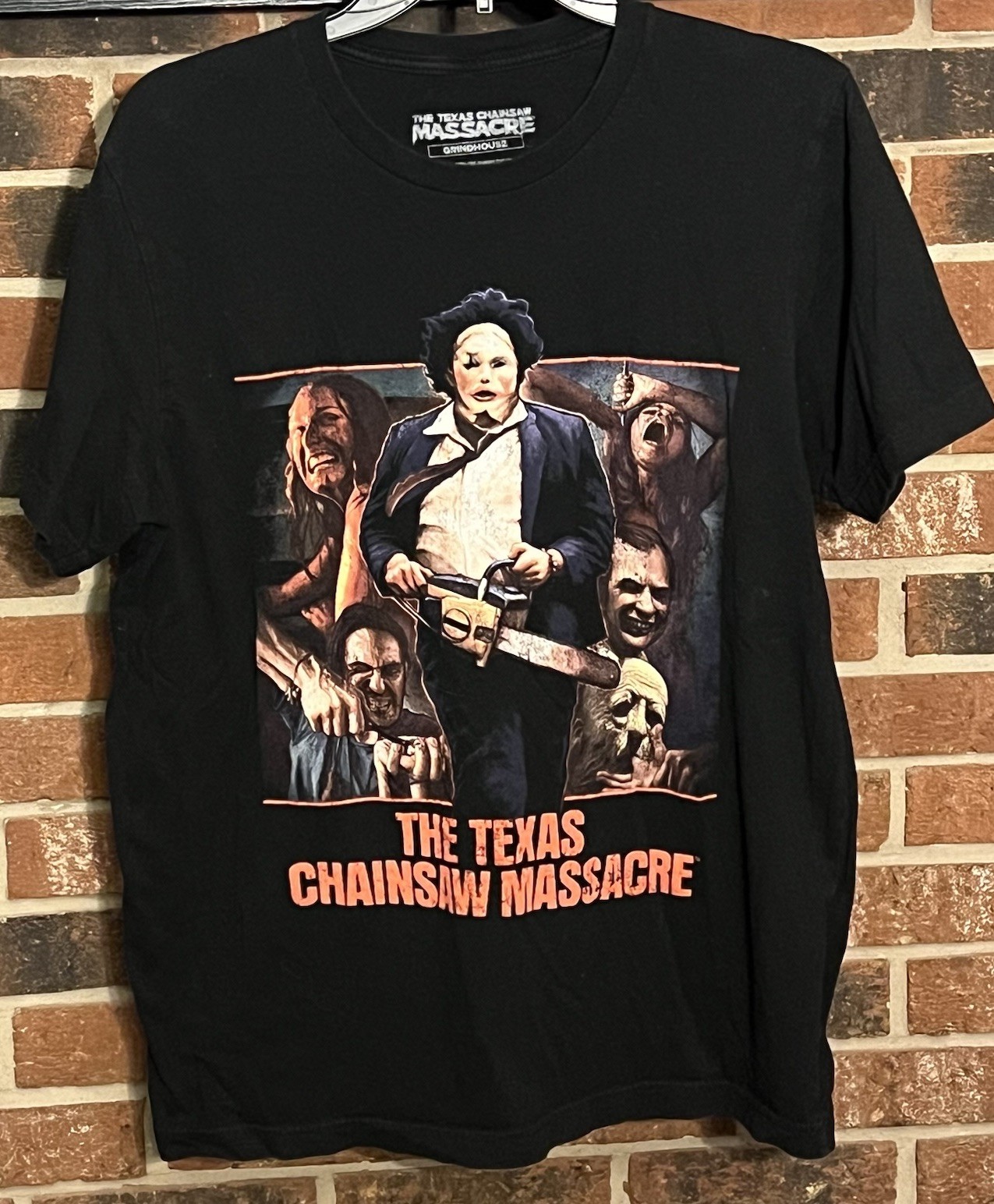 Fright Rags The Texas Chainsaw Massacre Leatherface Horror T-Shirt Men’s Large L gallery