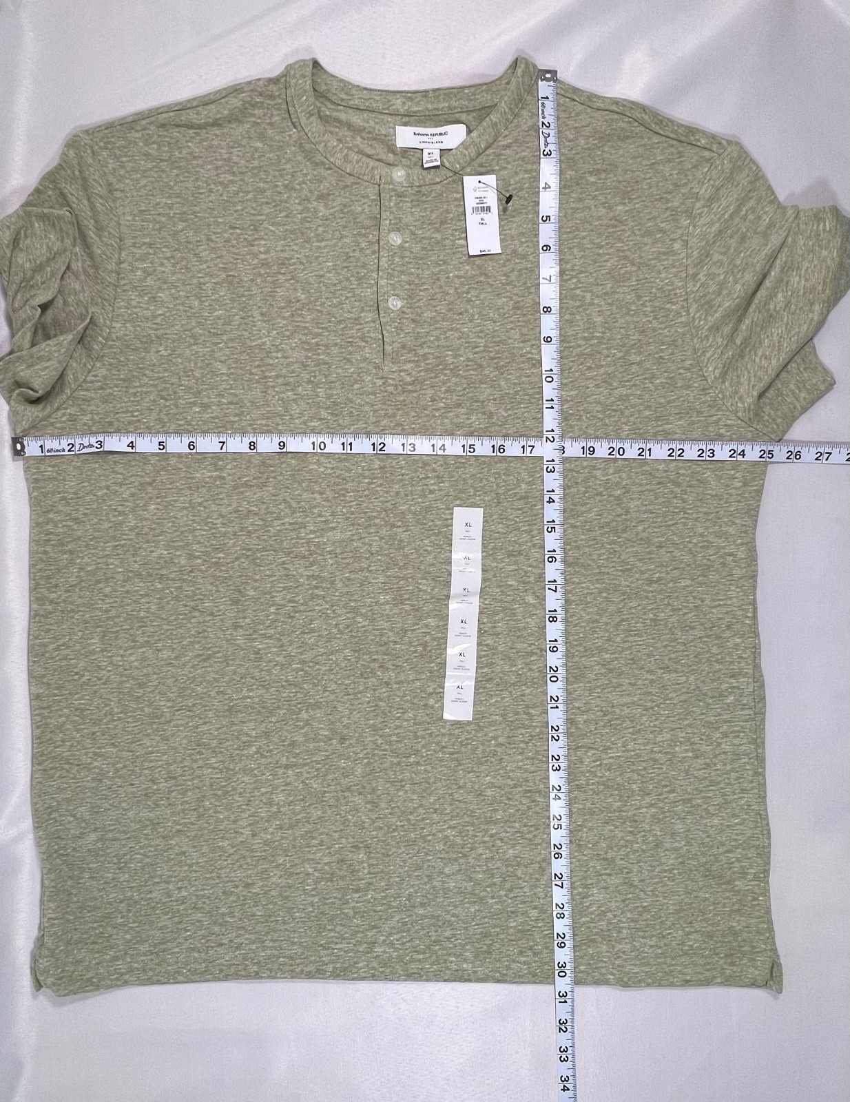 Banana Republic Men's Linen-Blend Henley T-Shirt - Size XL Tall - NWT gallery