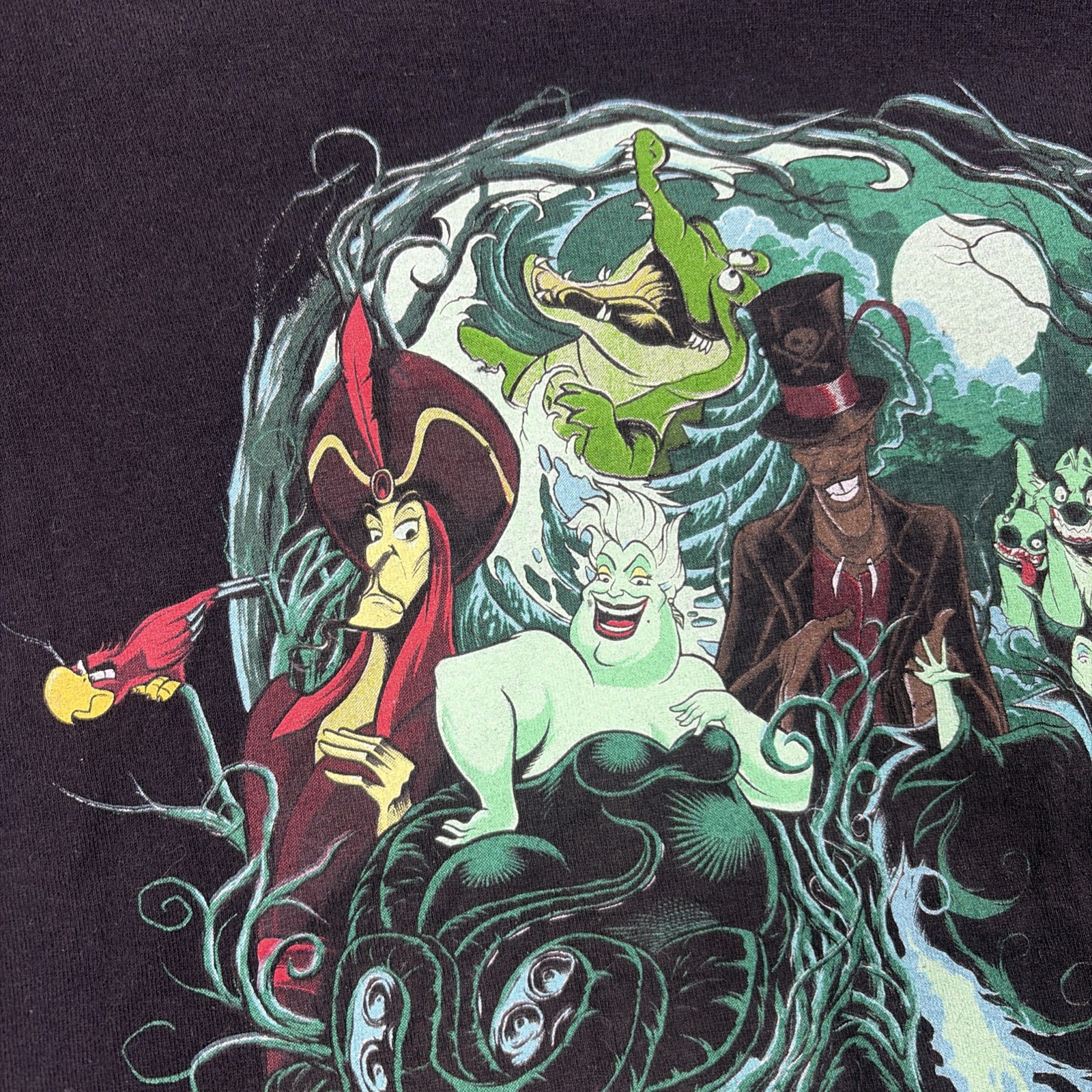 Disney Villains T Shirt Adult Medium Black Short Sleeve Graphic Tee Halloween gallery