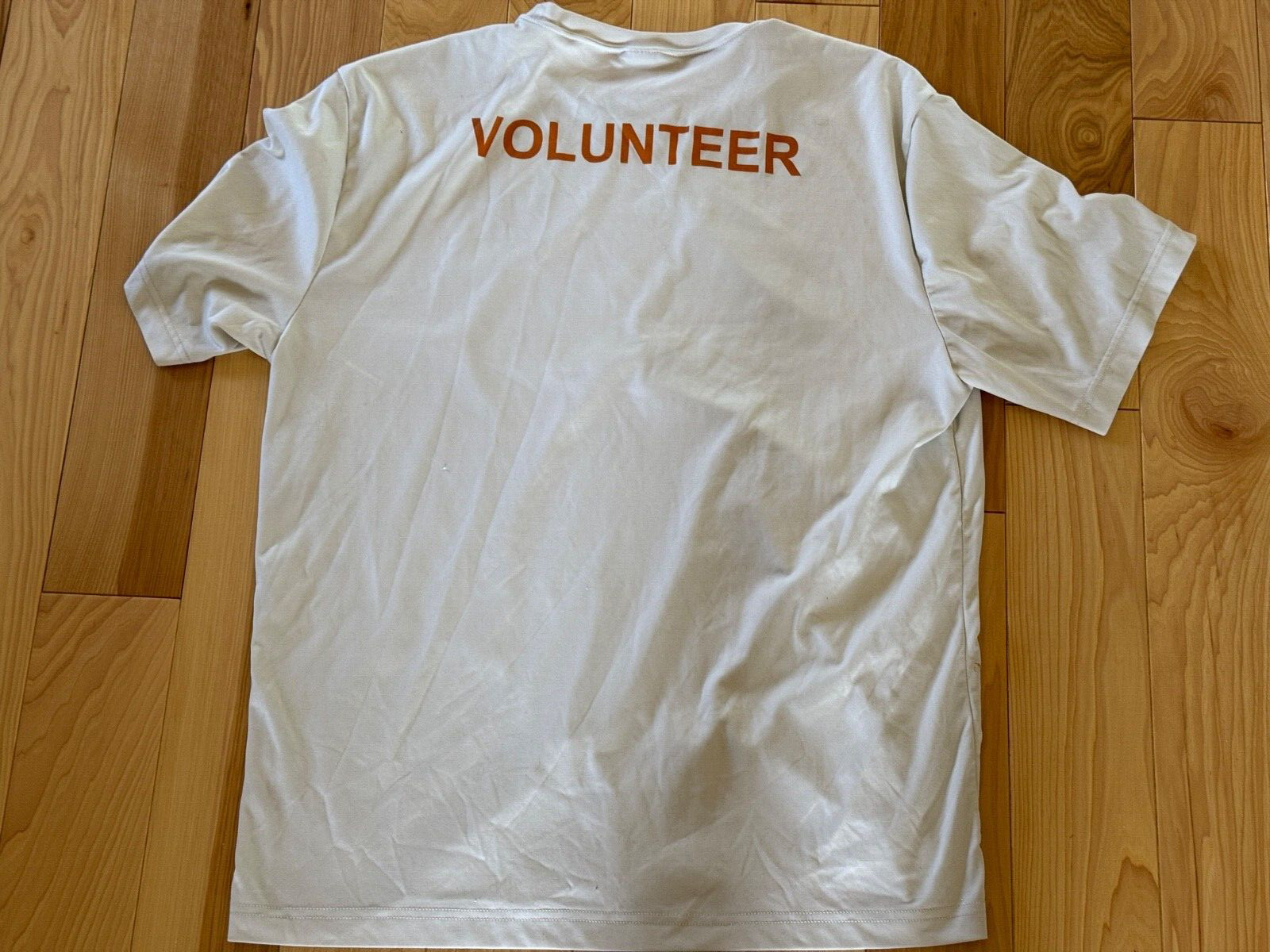 SportTek Short Sleeve Shirt Mens White Orange 5K Kildeer Event Volunteer Size XL gallery