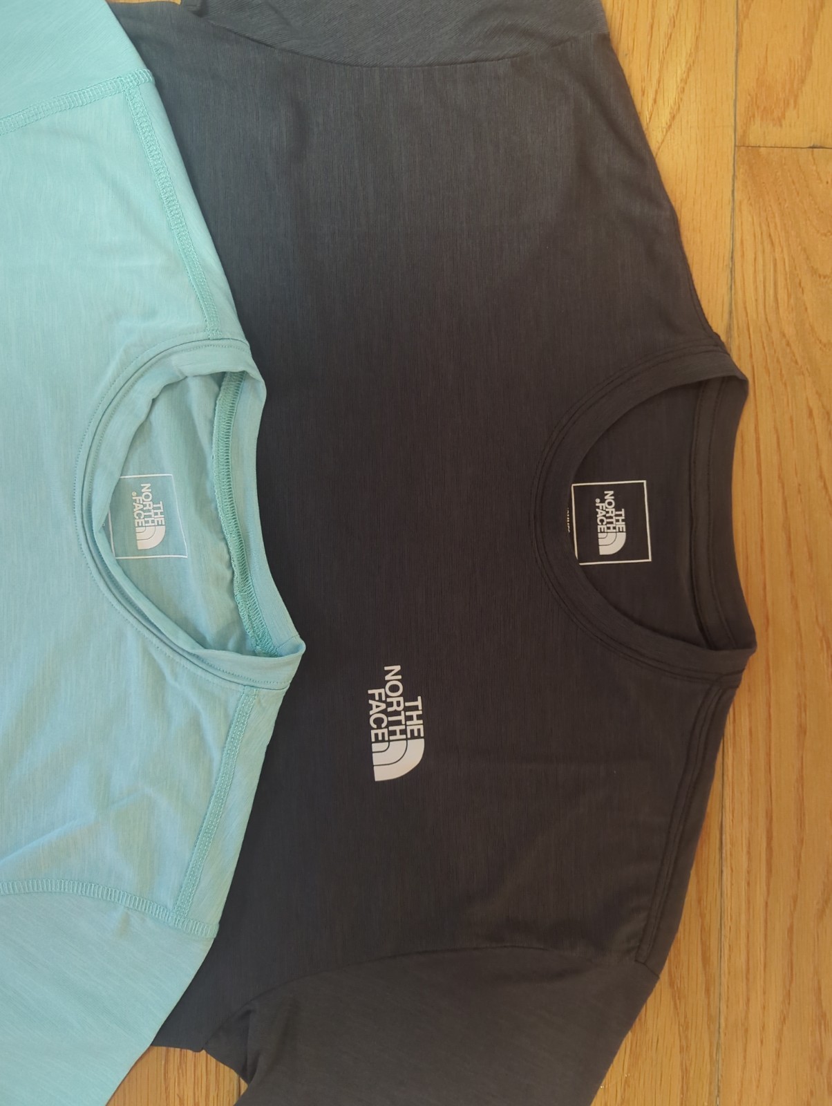 Lot Of 3 North Face Mens Shirts. Medium. Dark grey, Blue And Peach. NWOT READ gallery