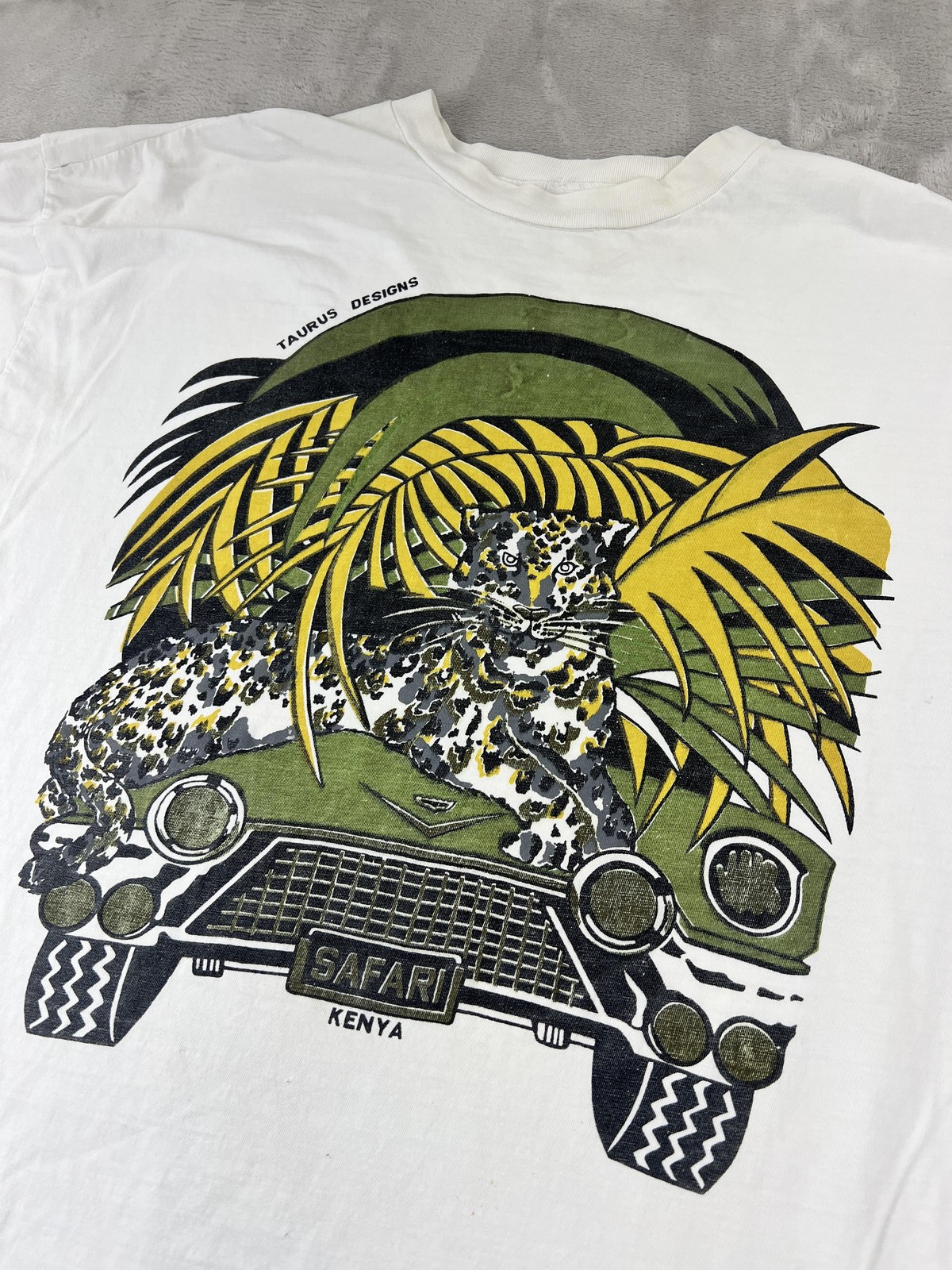 Vintage Taurus Designs Safari Kenya Shirt Mens XL Animal Graphic 90s