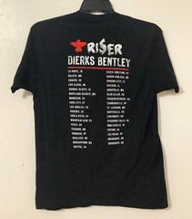 Dierks Bentley “Riser” Tour Concert T-Shirt, Size Large