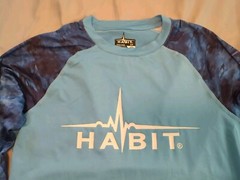 Habit Pacific Trek Long Sleeve Performance Water Swimming Tshirt Size Small