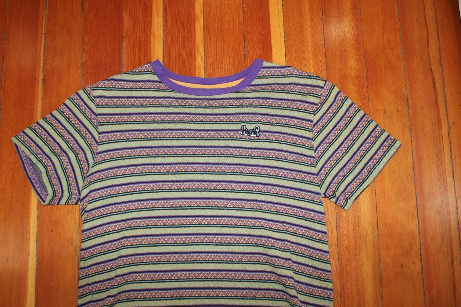 Huf Woven Stripe T-Shirt Mens Crew Neck Pullover Size MEDIUM Geometric Designs gallery