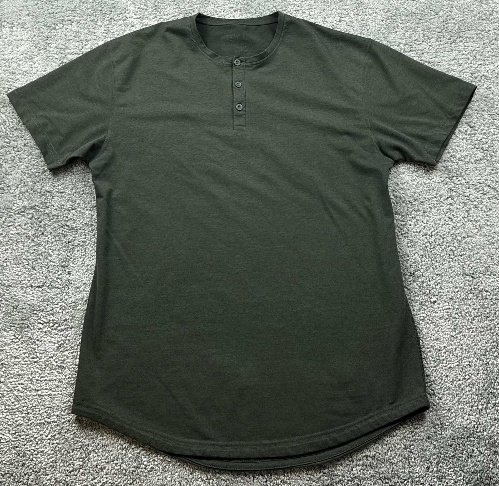 BYLT Shirt Mens Large Green Henley Drop-Cut Curved Hem Tagless Soft Tee Casual