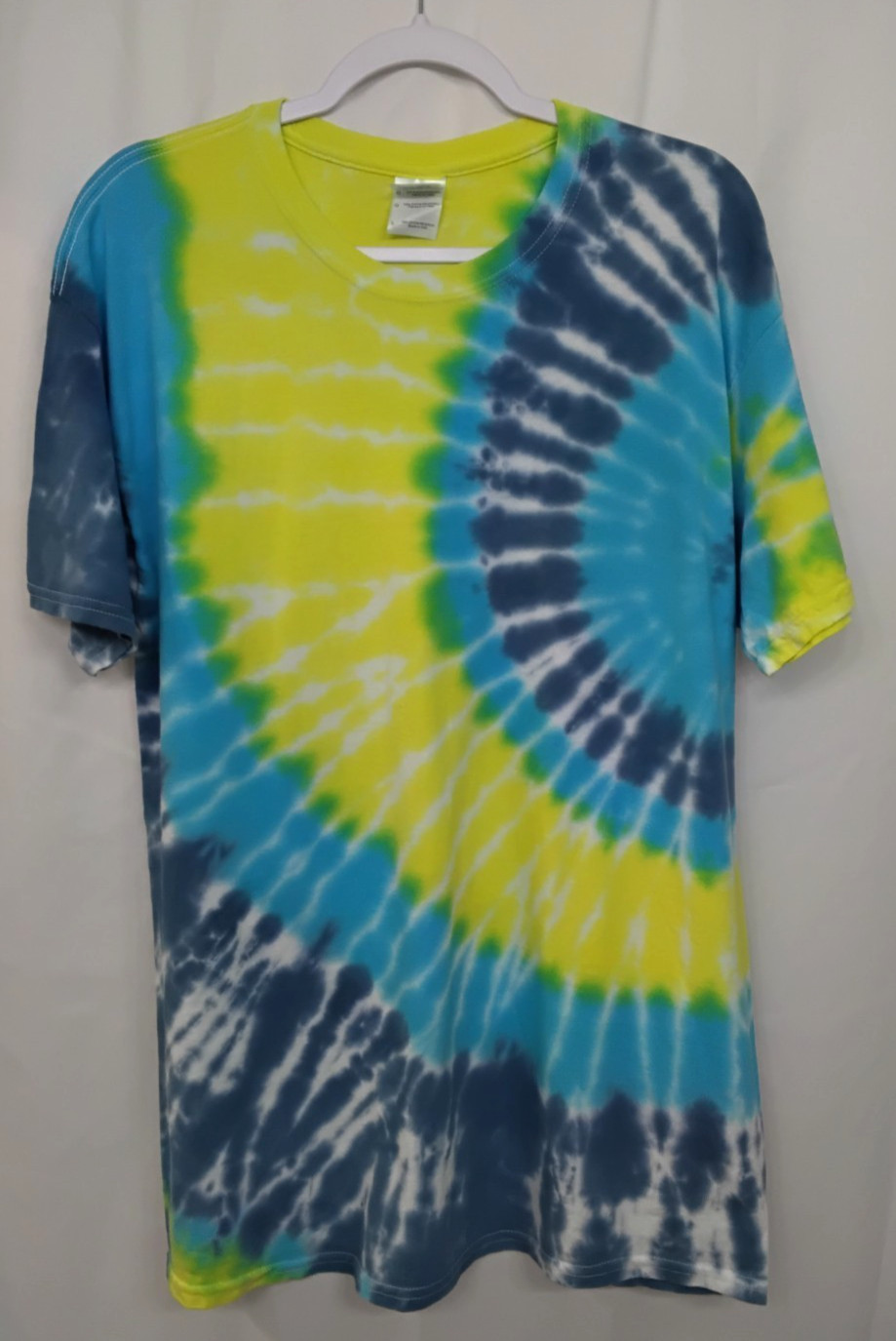 New Tie Dye Men’s T-Shirt Yellow Blue Adult Large Multicolor Summer Spiral