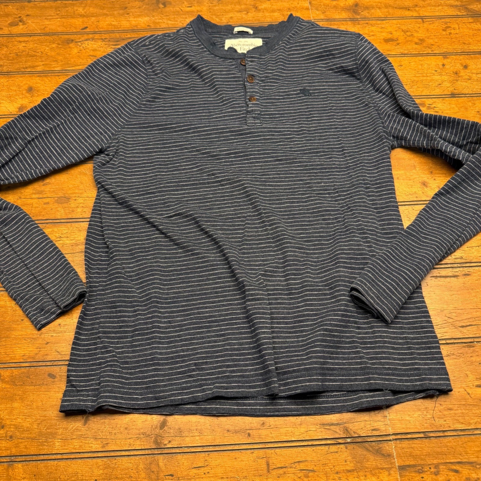 Abercrombie & Fitch Mens Striped Henley Long Sleeve Shirt Size L Muscle Fit gallery