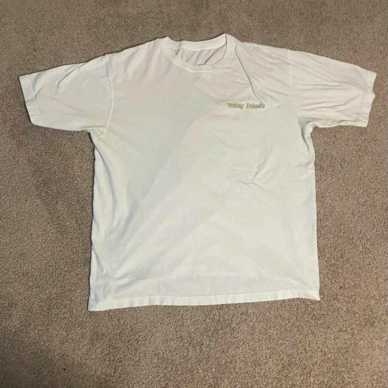 Tommy Bahama Men's White T-shirt gallery