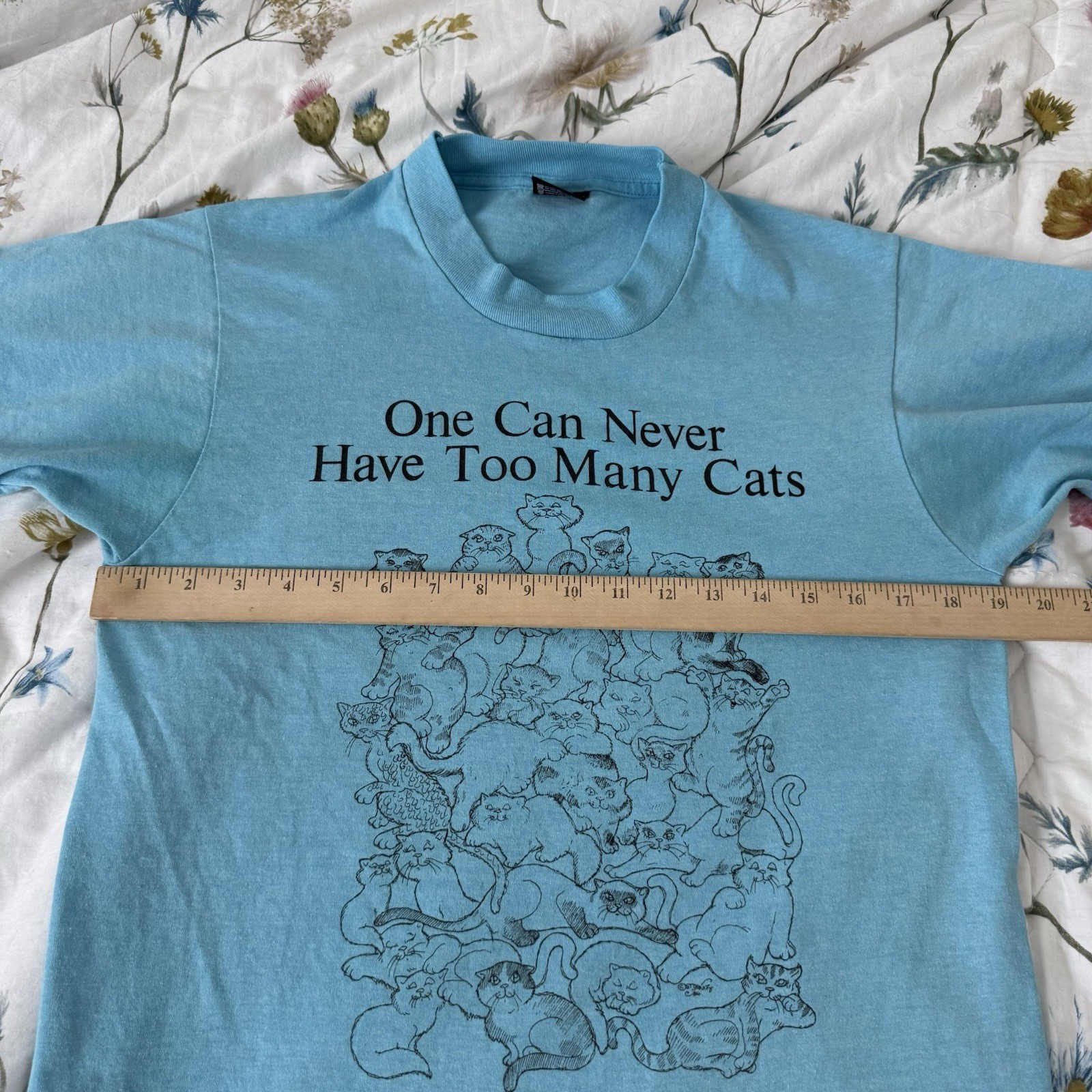 Vintage 80s 1986 Cat Lover T Shirt Blue One Can Never Have Too Many Cats Size M gallery