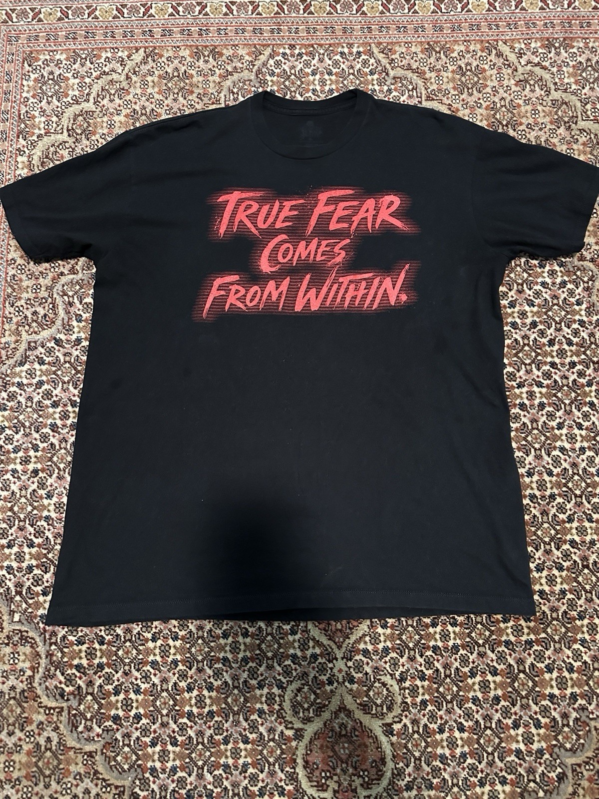 Halloween Horror Nights Size Large XL 2018 Stranger Things Men’s Shirt Vintage gallery