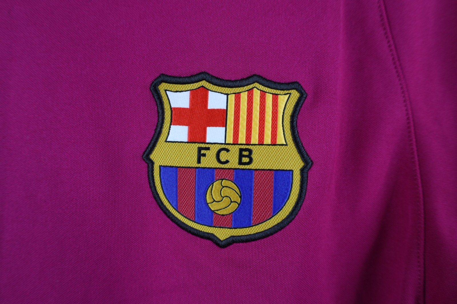 Nike FC Mens Medium Distressed FC Barcelona Soccer Jersey Shirt Training Purple gallery
