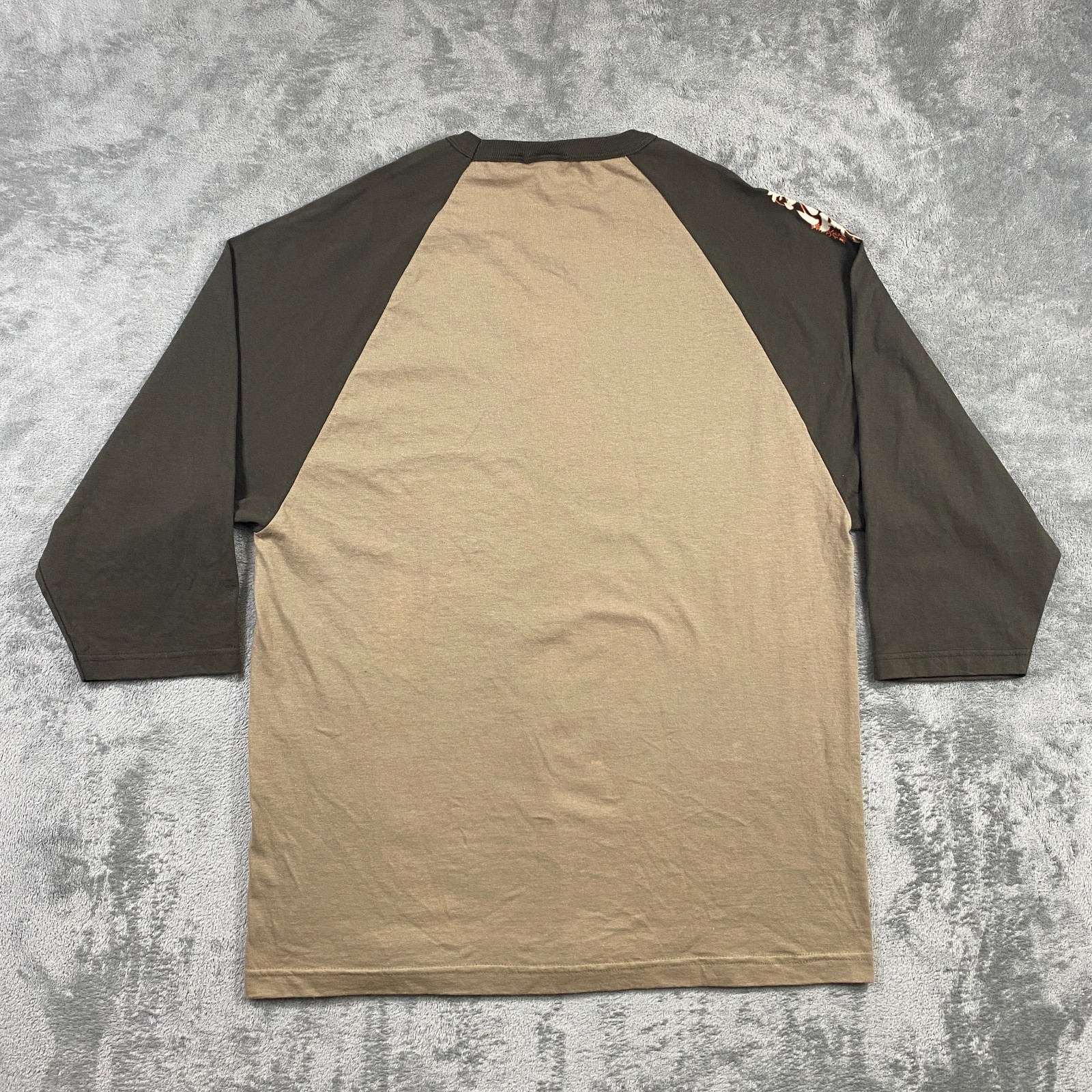 VTG 90s Levis Raglan Baseball Shirt XL Made in USA Kanji Graphic 3/4 Sleeve Tee gallery