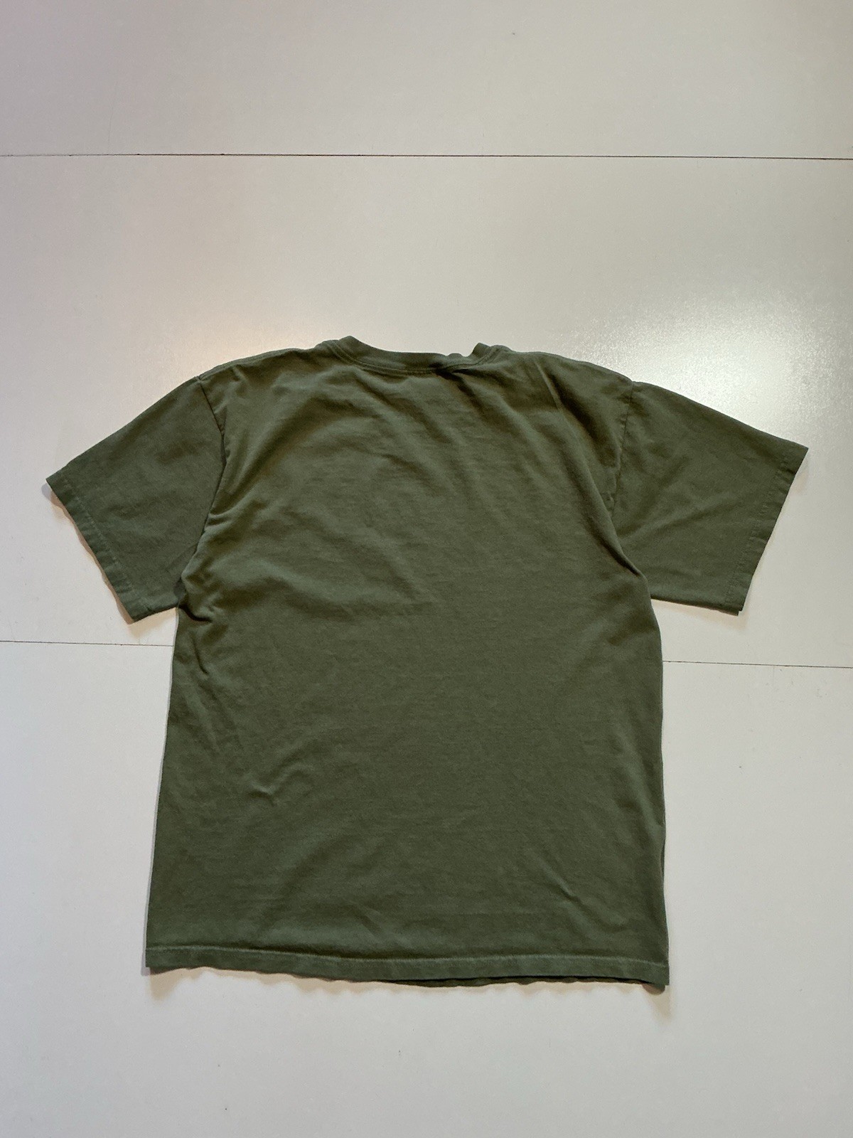 Vintage 2001 Y2K Happy Camper Smiley Face Jim Olive Green Graphic T-Shirt Sz. L gallery