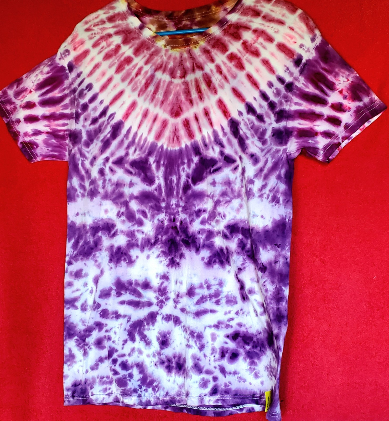 HANES SIZE MEDIUM 100% Cotton Tye Dyed Shirt Pre-washed WON'T FADE VERY SOFT gallery