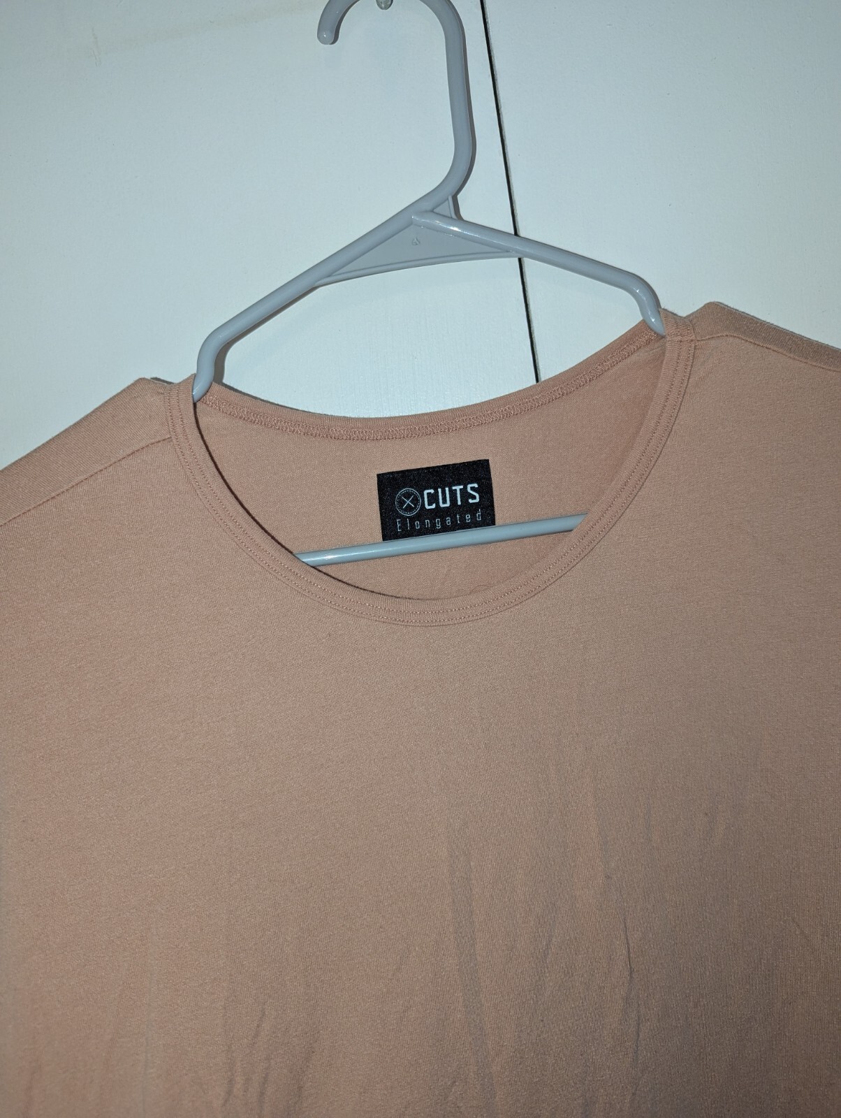Cuts Clothing Elongated Long Sleeve T Shirt Mens Size L Coral Pink Cotton Blend gallery