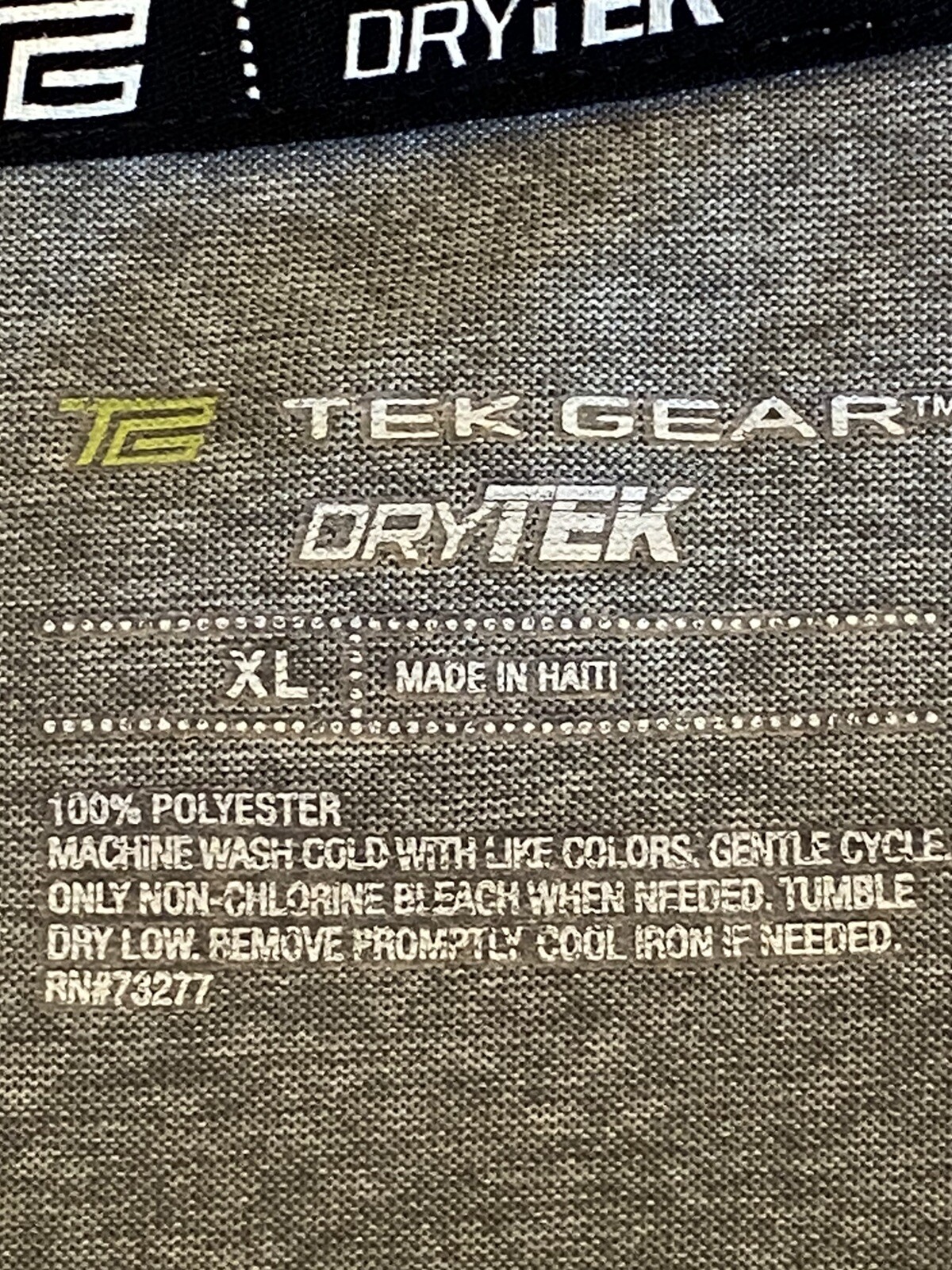 TEK GEAR DRY TEK Men's Short Sleeve T-shirt size XL, grey, Gray polyester NWOT gallery