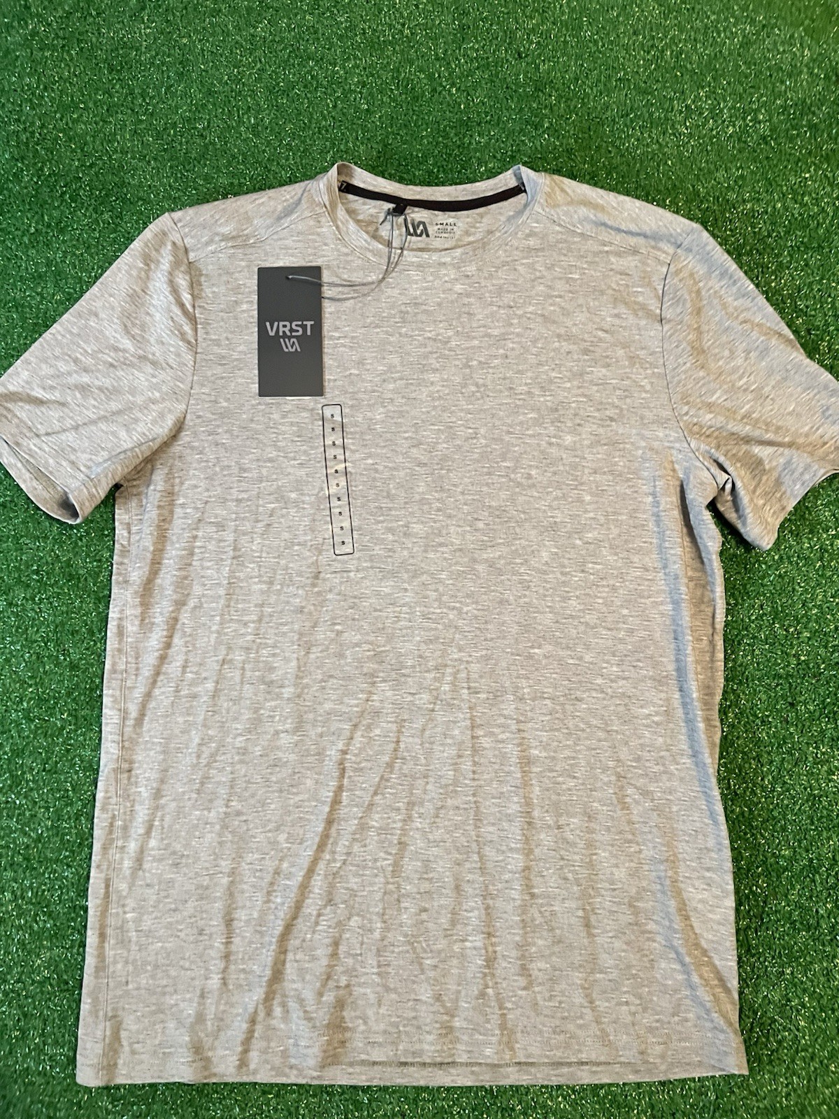 VRST Mens Size Small T Shirt Gray Heather Gym Grey Shirt NWT $38 gallery