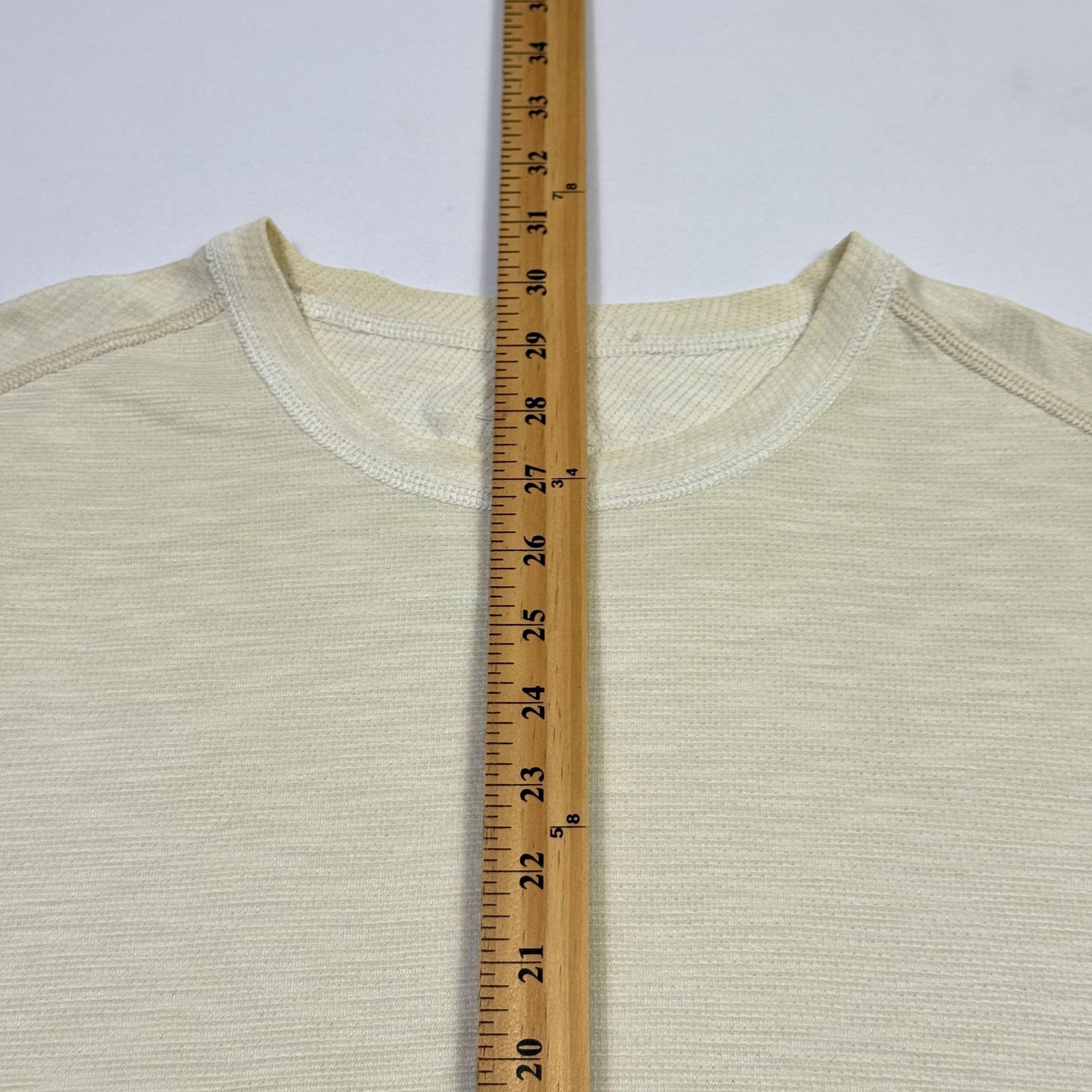 Tommy Bahama Shirt Mens Large Beige Textured Knit Short Sleeve Crewneck Casual gallery