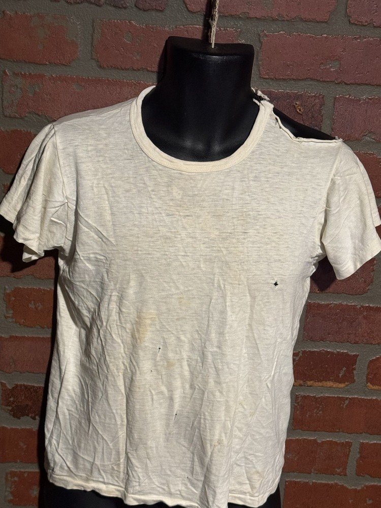 60s 70s Distressed T Shirt Thrashed Paperthin Shoulder Tear Safety Pin