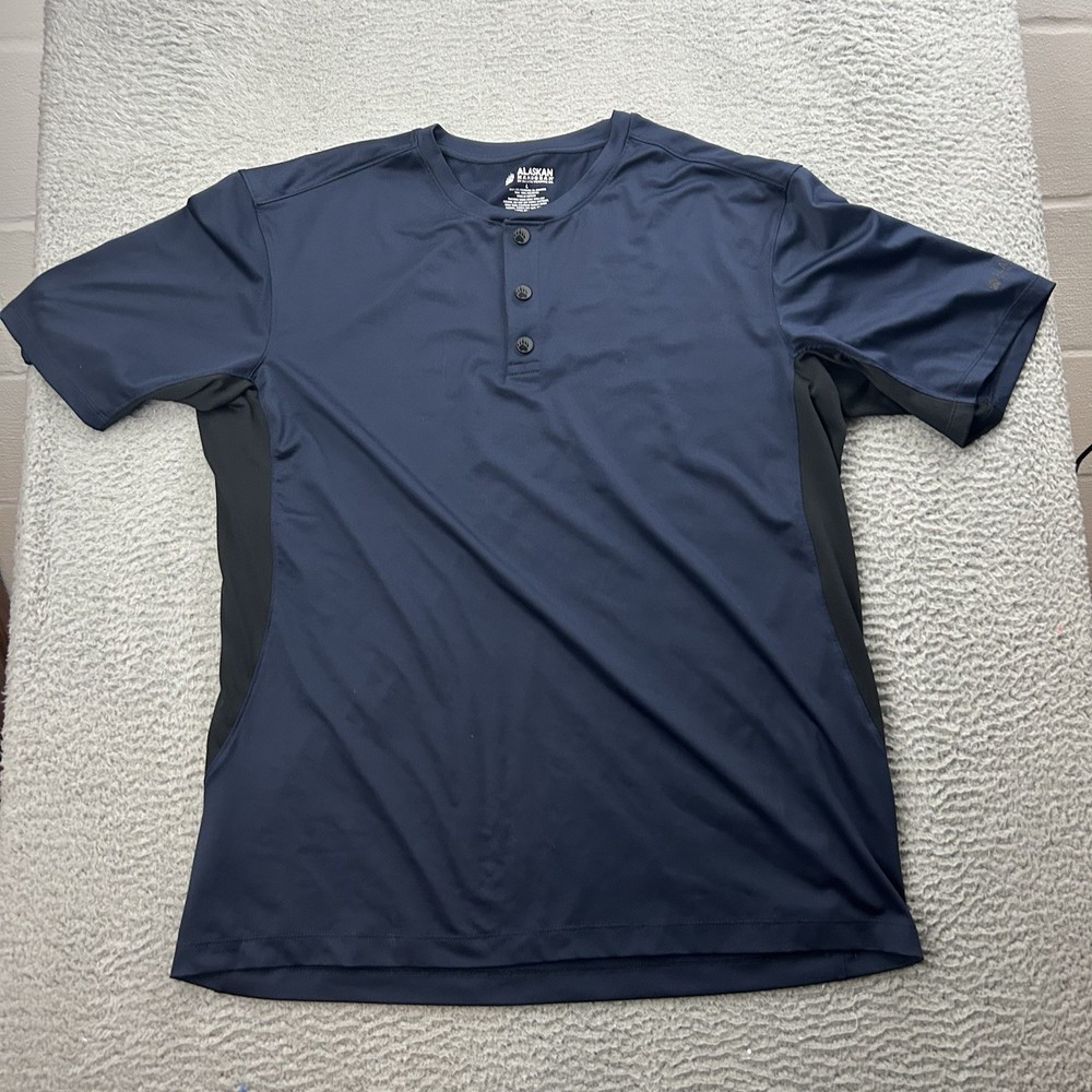 Duluth Trading Alaskan Men’s AKHG PermaFrost Short Sleeve Henley Blue Size Large