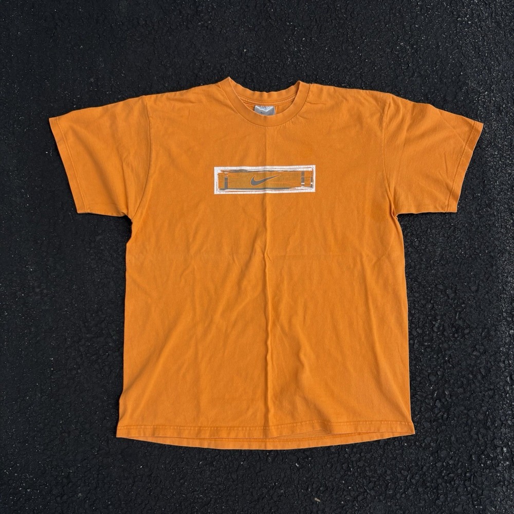 Vintage 90s Nike Silver Tag Orange Center Swoosh Graphic Skater T-Shirt Size M