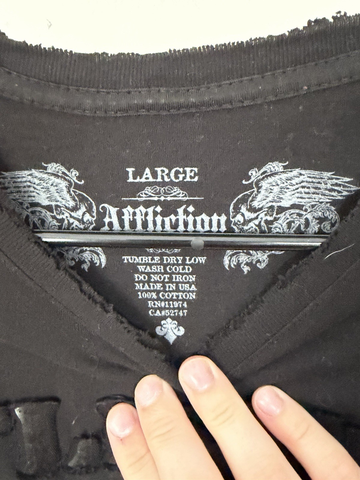Affliction Men L Black Eagle Logo Graphic Print Short Sleeve T-Shirt gallery