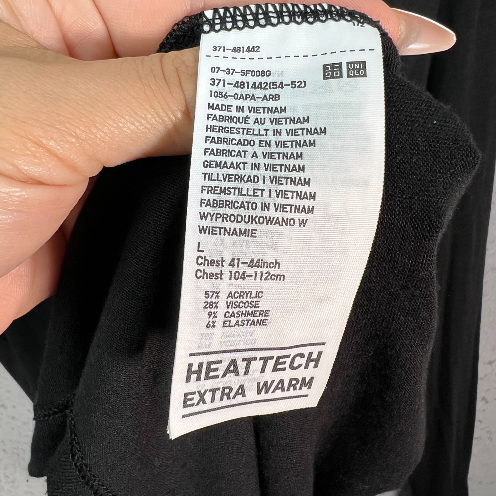 Uniqlo C Heattech Extra Warm Black Long Sleeve Turtleneck T Shirt Mens Large gallery