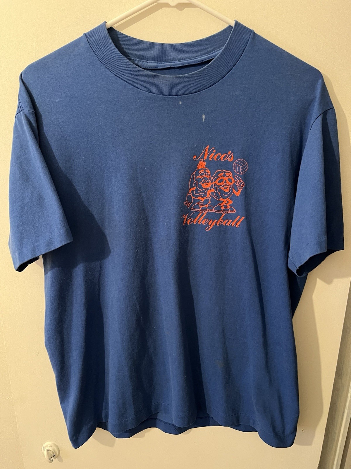 Vintage 80s 90s California Raisins Nico’s Recovery Room Pittsburgh Bar T-Shirt