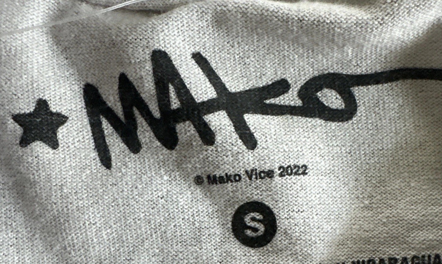 New Spencers Mako Vice T-shirt Size S Goth Girl Bat Black on Grey Punk Street gallery