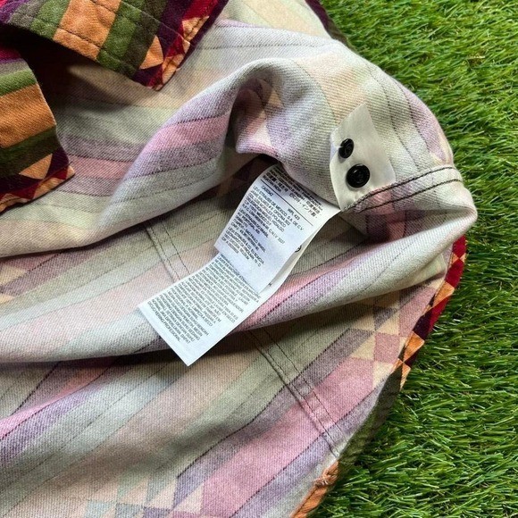 Levi's multicoloured Aztec button up shirt Size XL gallery