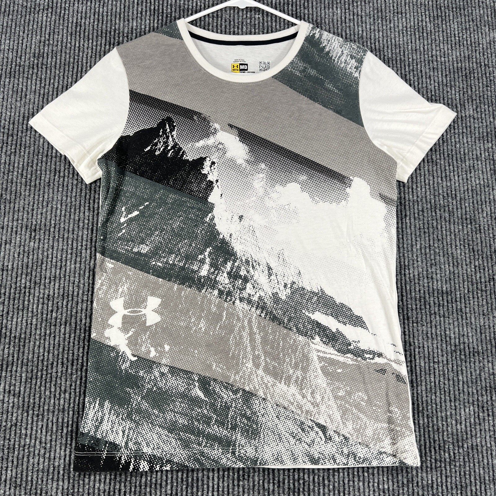 Under Armour Mens Shirt Medium White Mountain Semi-Fitted Short Sleeve White gallery