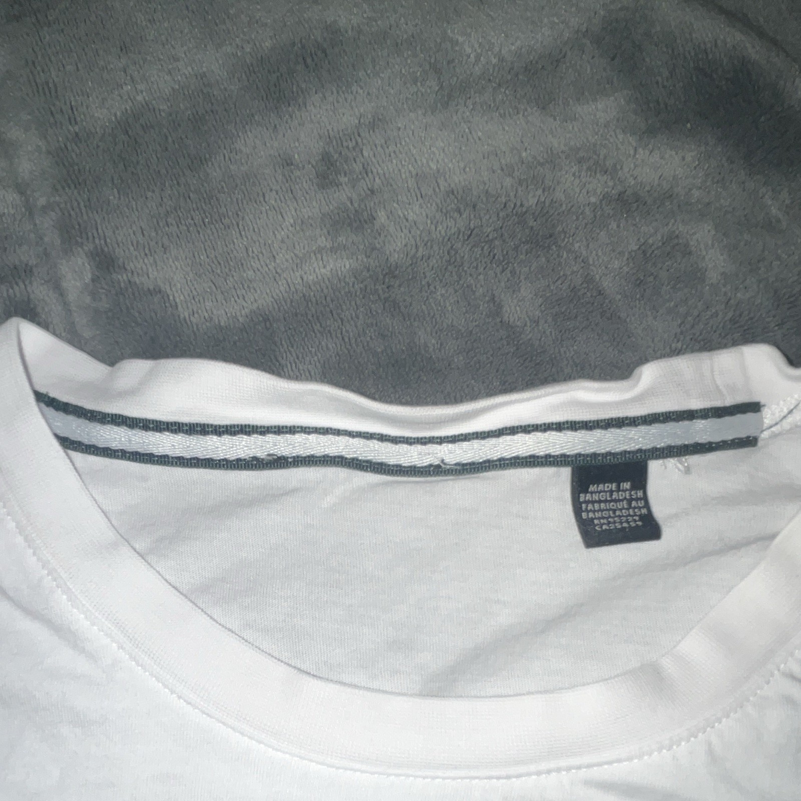 Ted Baker Men’s M White Cotton Logo Crew Neck Short Sleeve T-Shirt gallery