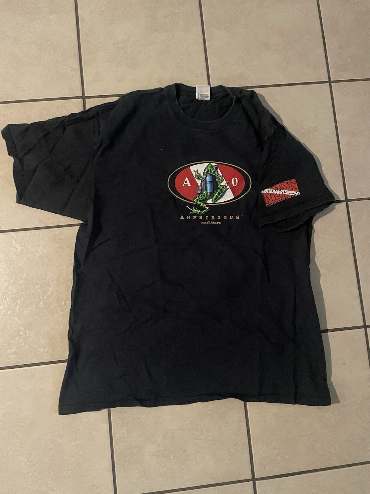Amphibious Outfitters Vtg 3D Diving Frog Spear Fishing Diver Aquatic T Shirt XL gallery