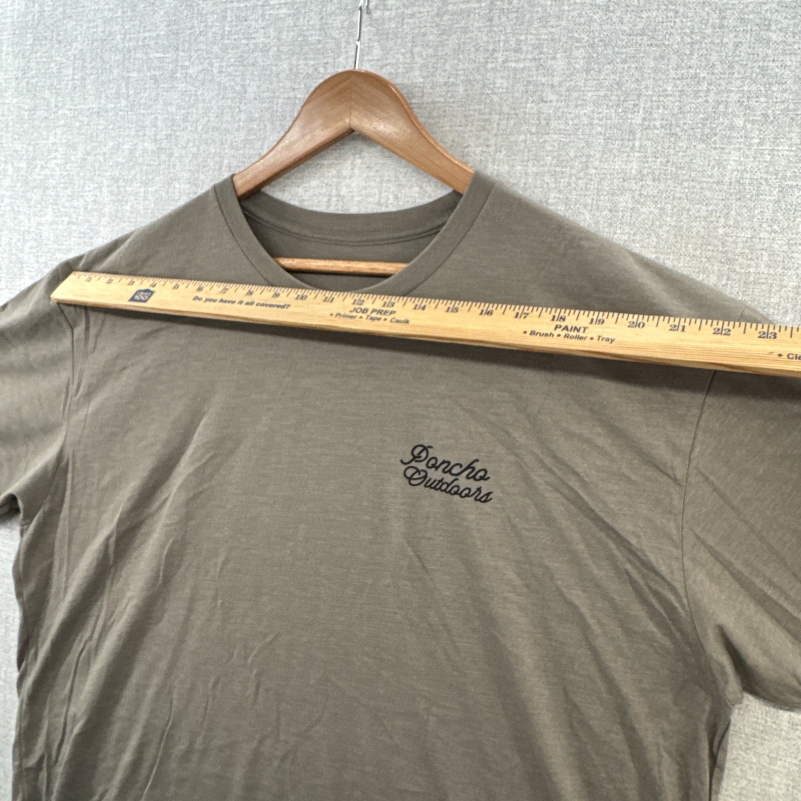 Poncho Outdoors T Shirt Mens 2XL Gray Logo Outdoor Hunting Fishing SAMPLE Adult gallery