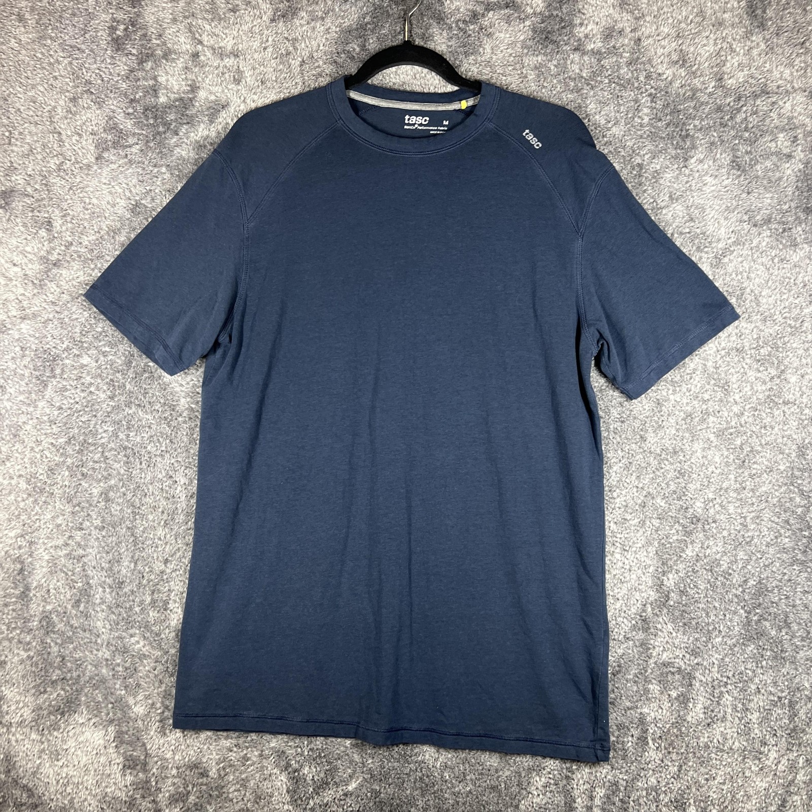 Tasc Shirt Mens M Blue Bamboo Cotton Blend Tagless Crew Performance Basic
