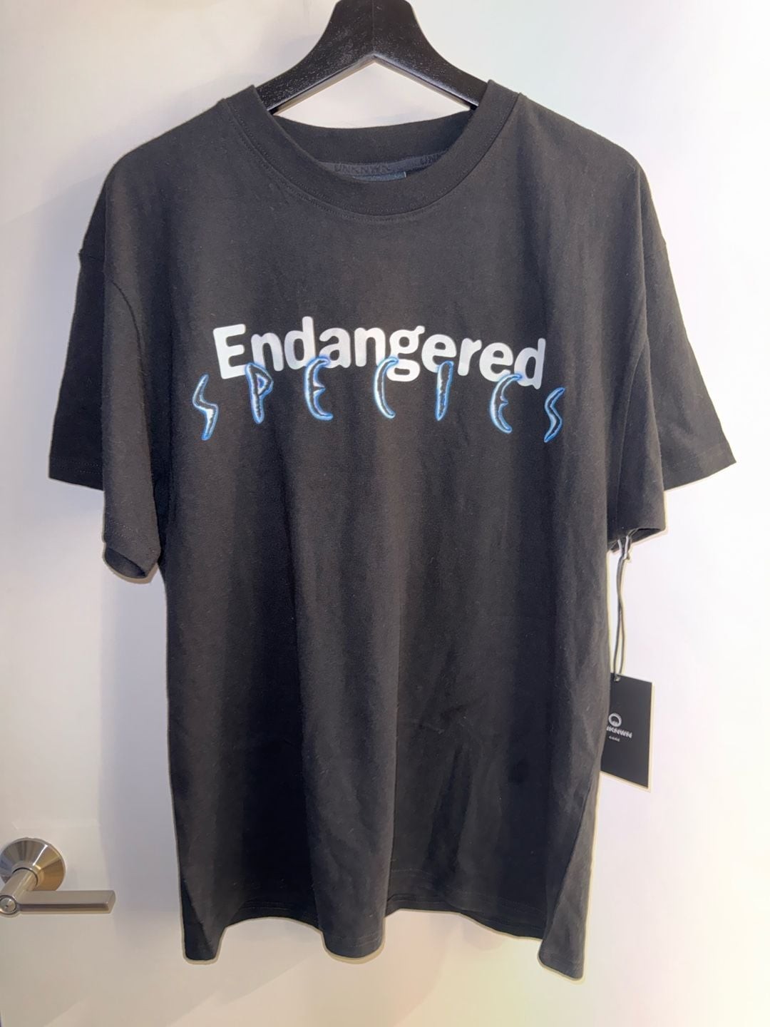 UNKNWN Core Endangered Species Graphic T-Shirt Size L gallery