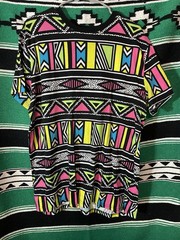 H&M Divided Funky Geometric 90s Pattern Short Sleeve Xl Aztec Hip Hop
