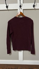 Aeropostale Mens Medium Sweater – Red – 100% Soft Cotton Knit – Embroidered