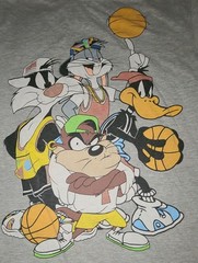Looney Tunes Retro Throwback 1996 Distressed Graphic T Shirt Small Dead Stock
