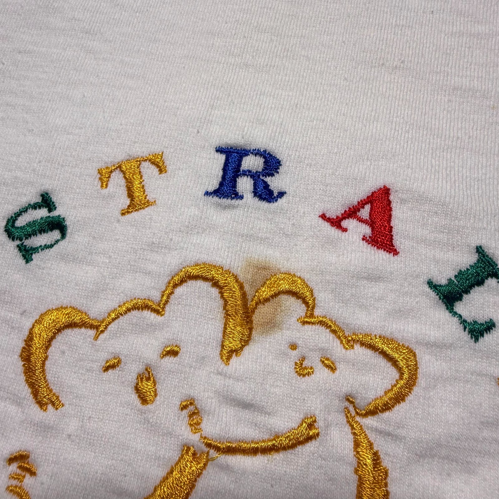Vintage 90s Australia Sydney Embroidered Koalas Animal Souvenir T-Shirt Size XL gallery