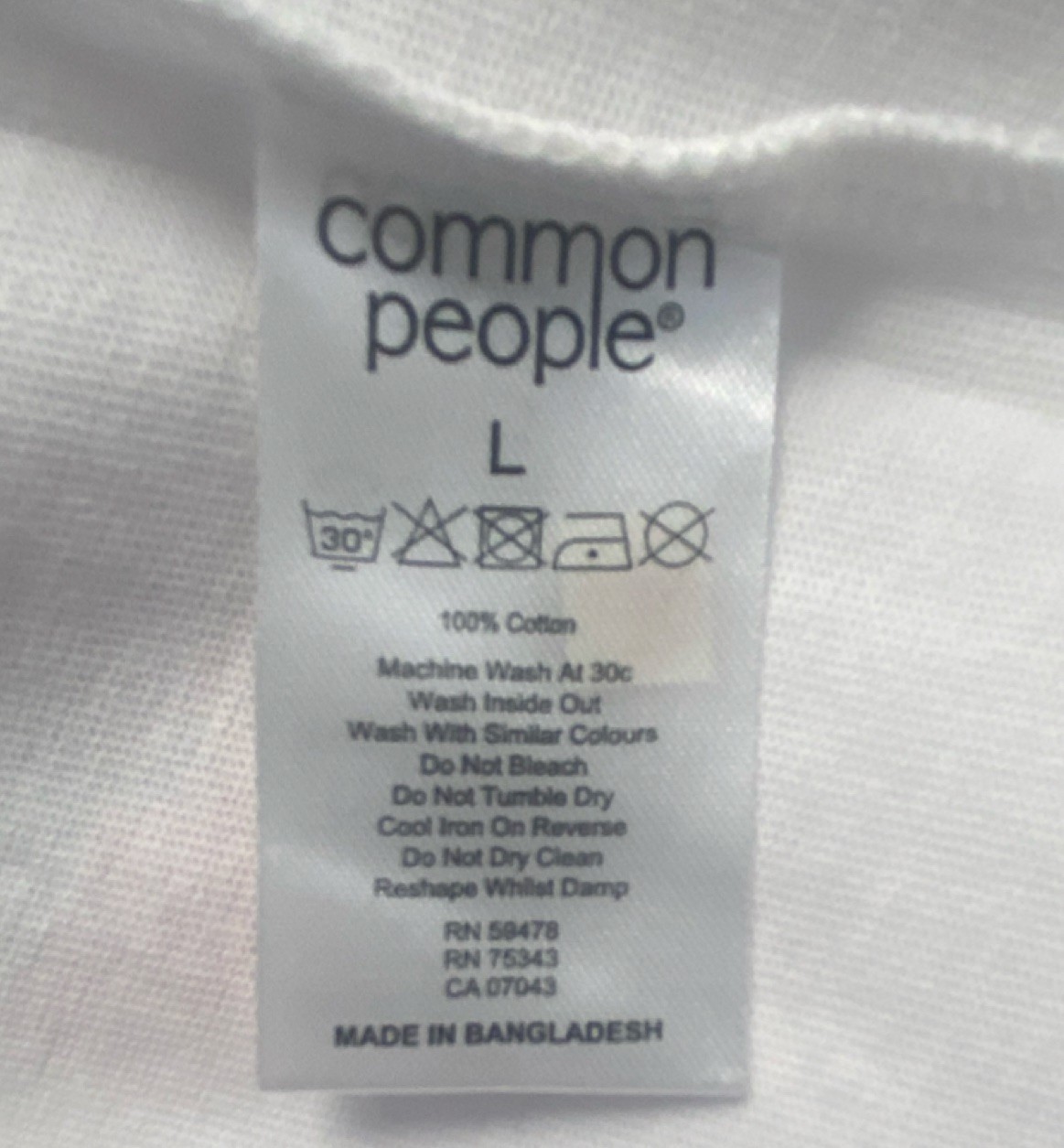 NWT $81 Common People Men's T-Shirt Size L White BBQ King Graphic 100% Cotton gallery