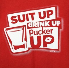 Pucker Up Schnapps Shot Drinking Shirt XL Red Dekuyper Drink Up
